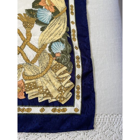 Vintage Classic Square Polyester 1970's Flowers and Gold Rope Pattern 31" Silky - Picture 9 of 12
